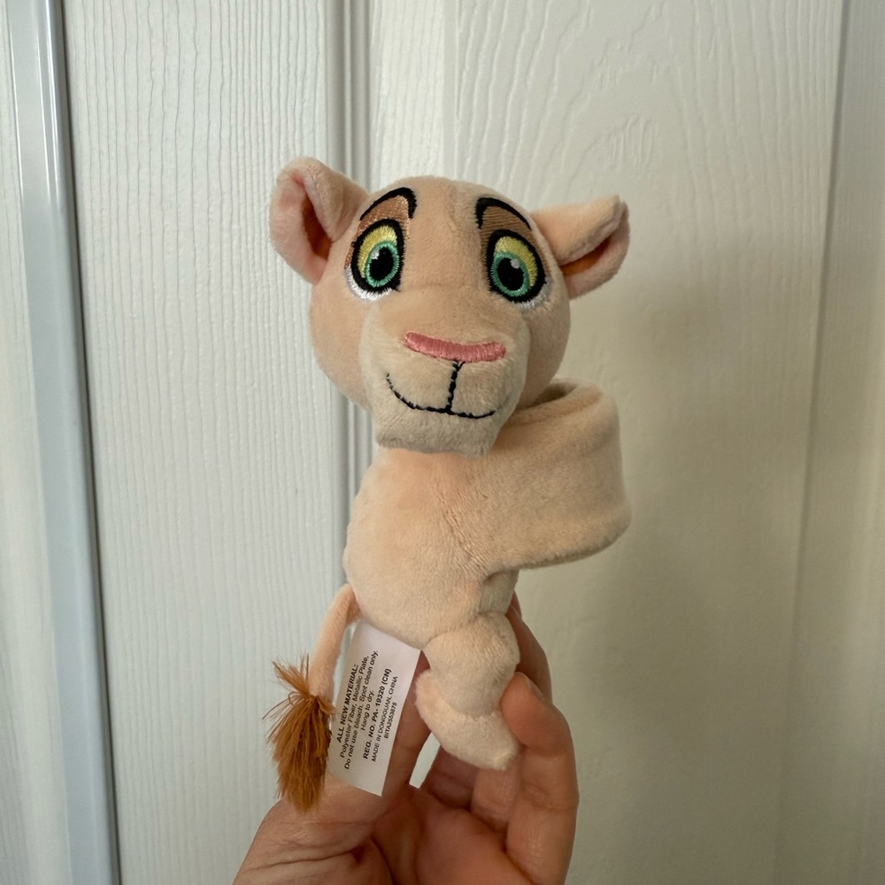 Cutie Cuff - Nala